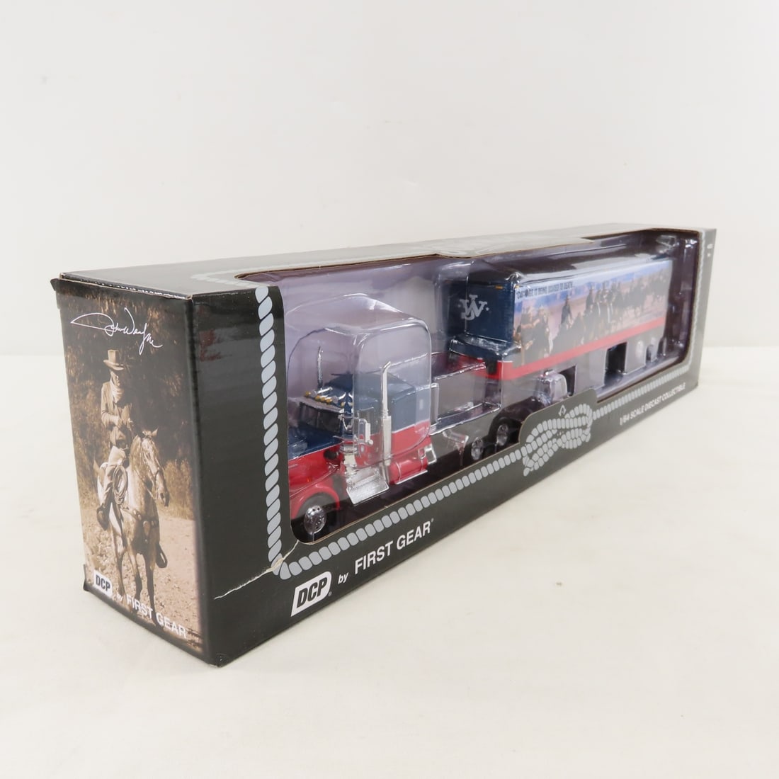 1st Gear 1:64 John Wayne Kenworth W900A Courage - 2