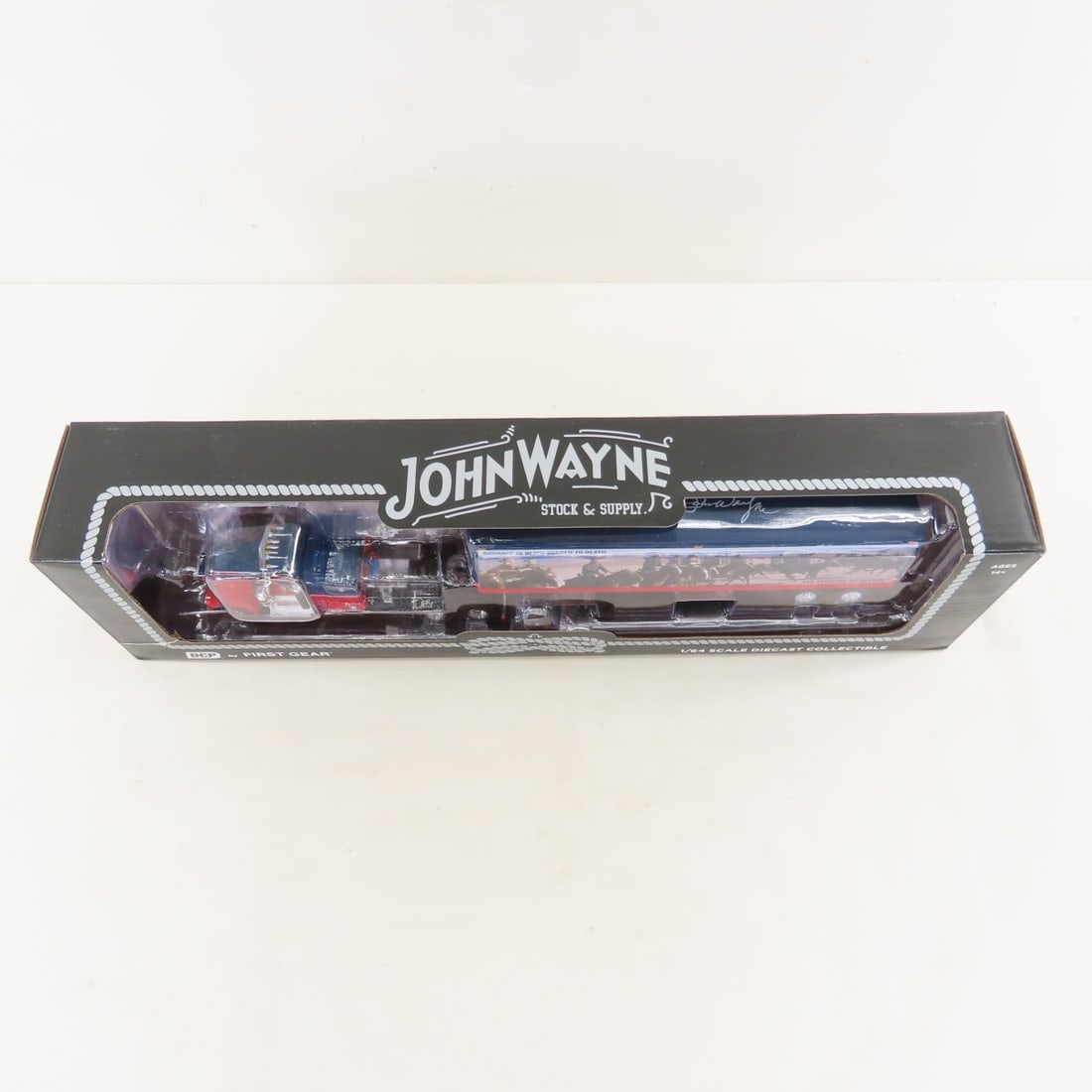 1st Gear 1:64 John Wayne Kenworth W900A Courage - 6