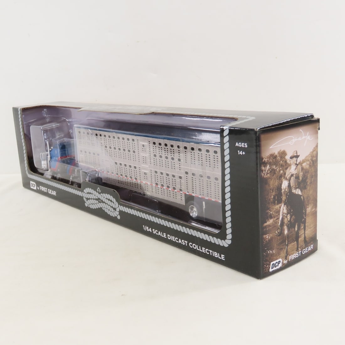 1st Gear 1:64 John Wayne Kenworth W900A Cattle Co - 6