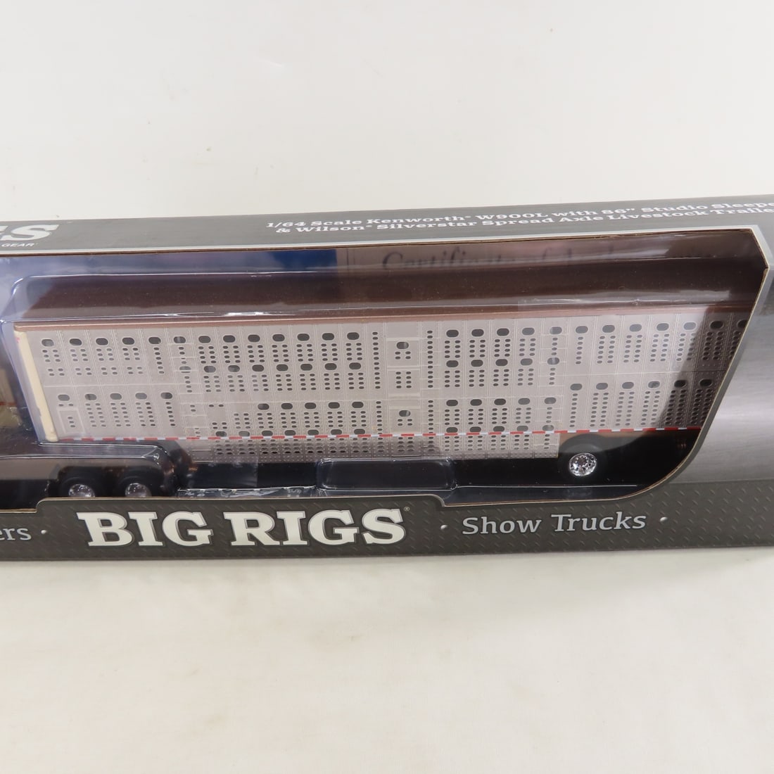 1st Gear 1:64 Paradise Kenworth W900L Livestock - 9