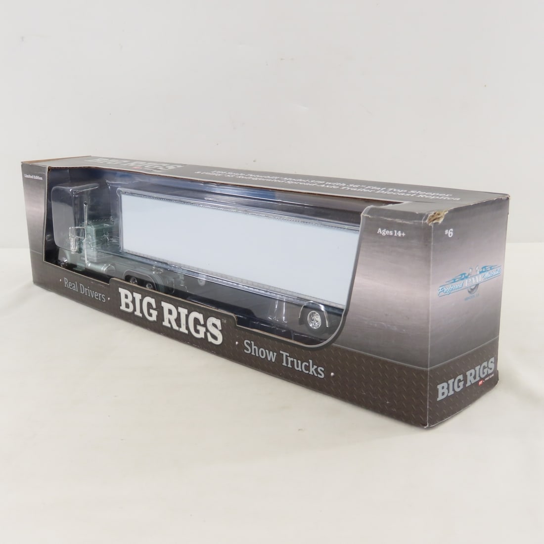1st Gear 1:64 Preferred Peterbilt 379 Refrigerated - 6