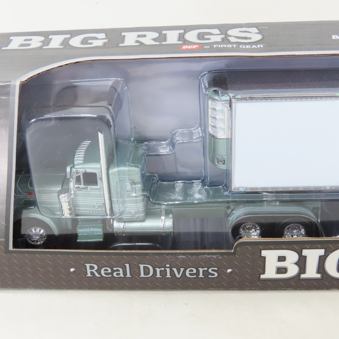 1st Gear 1:64 Preferred Peterbilt 379 Refrigerated - 8