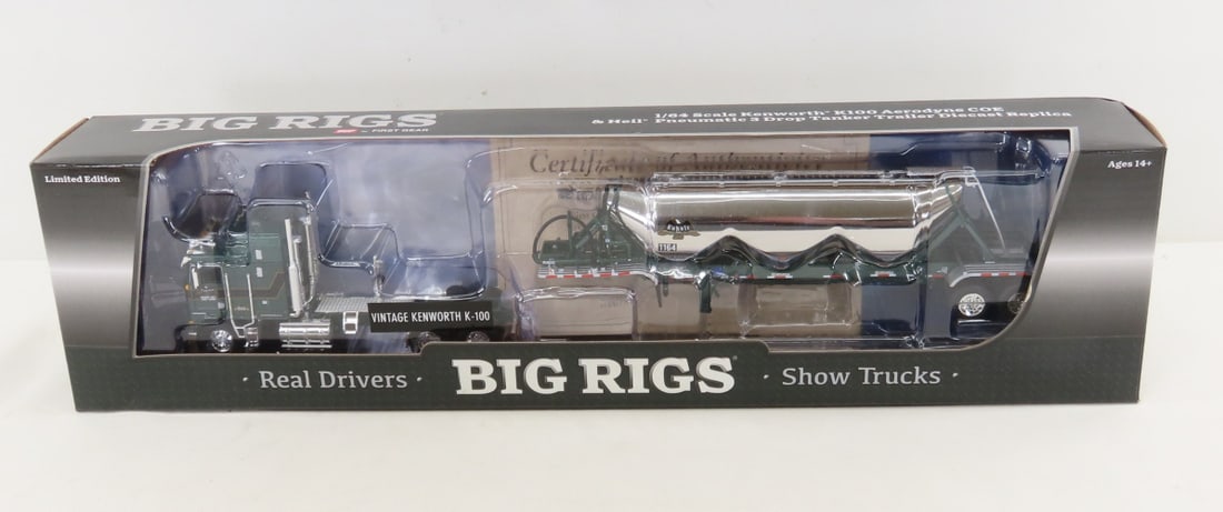 1st Gear 1:64 Kuhnle Kenworth K100 Tanker Trailer: 1st Gear 1:64 Kuhnle Kenworth K100 Tanker Trailer - Diecast Metal DCP Big Rigs 69-1617 Kuhnle Bros. Aerodyne COE. LOT SIZE: 17x4x3" 1 LB All information and photos, which are part of the description,