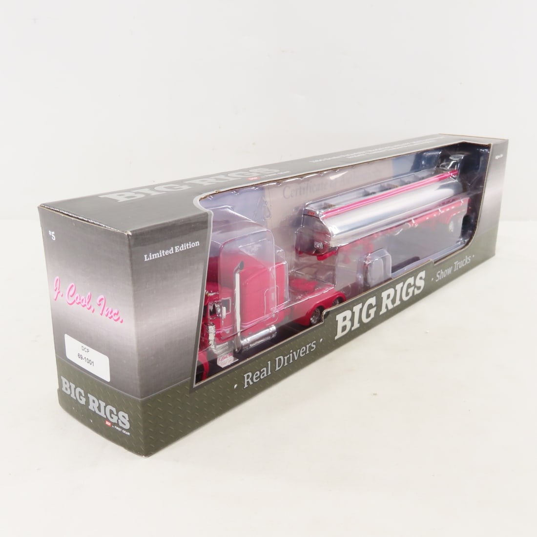 1st Gear 1:64 J. Cool Peterbilt 379 Sleeper Tanker - 2