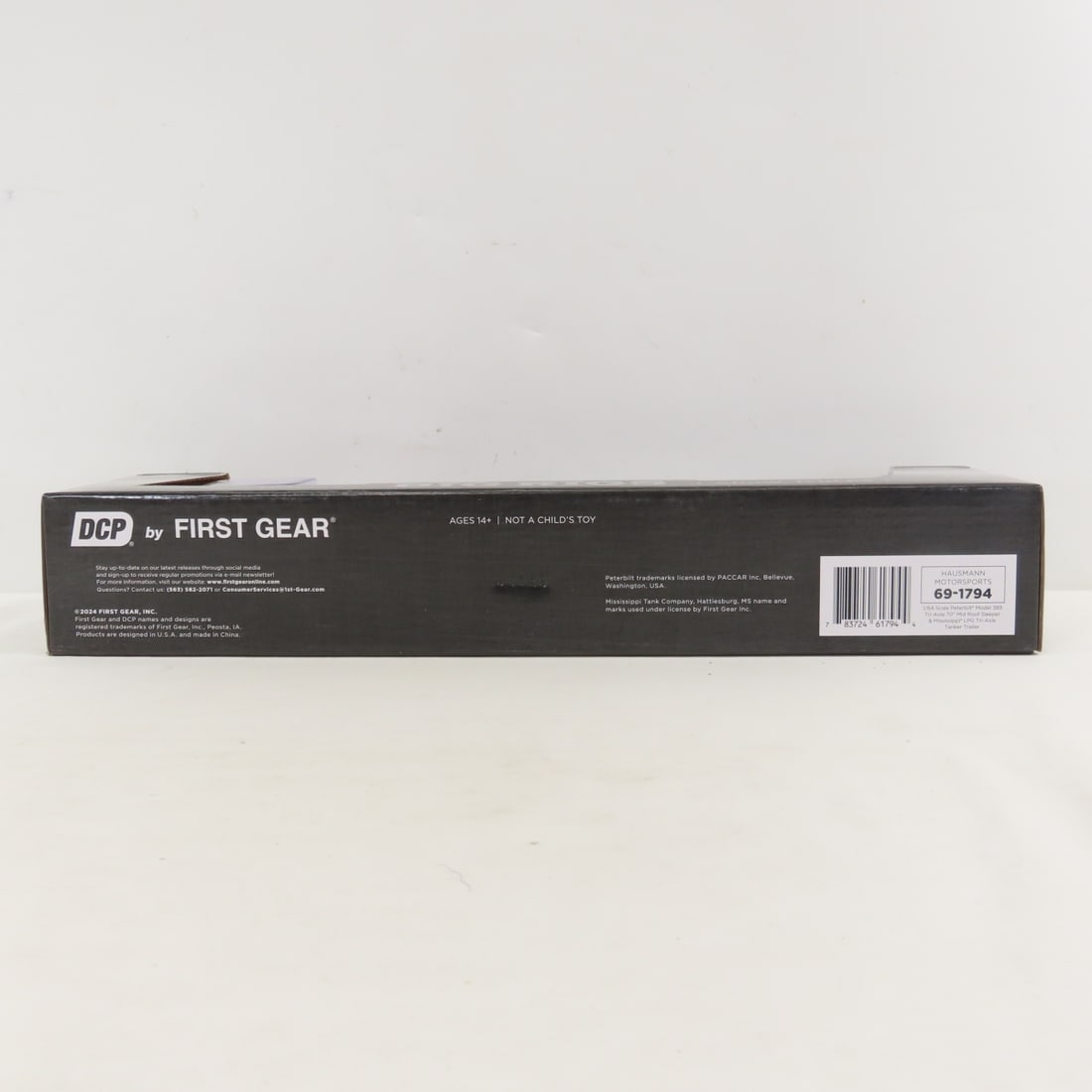 1st Gear 1:64 Hausmann Peterbilt 389 LPG Tanker - 10
