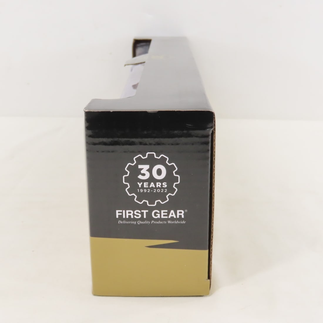 1st Gear 1:64 30th Anniv Peterbilt 389 Livestock - 5