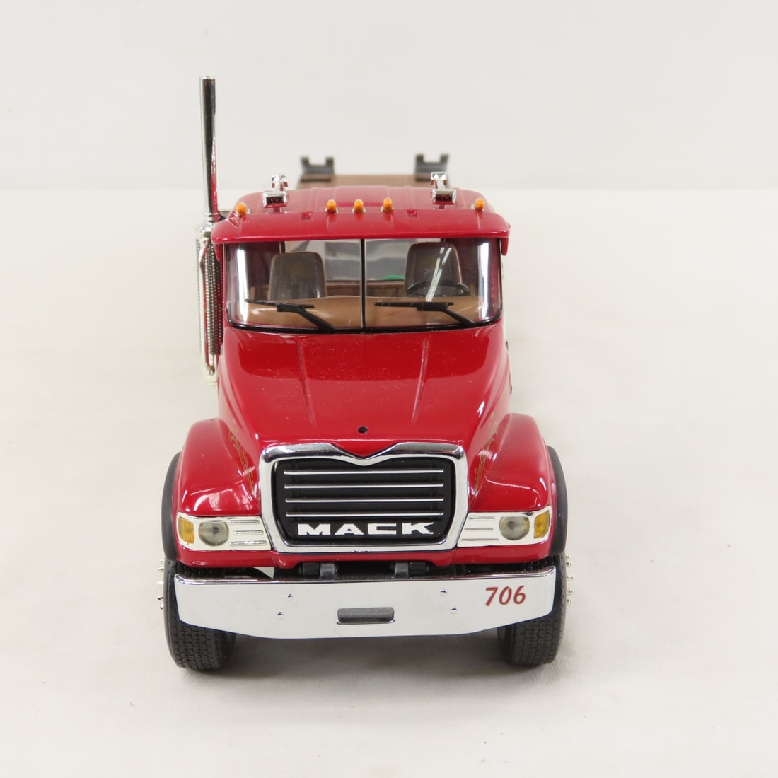 1st Gear 1:34 Mack Granite Tractor, Lowboy Trailer - 8