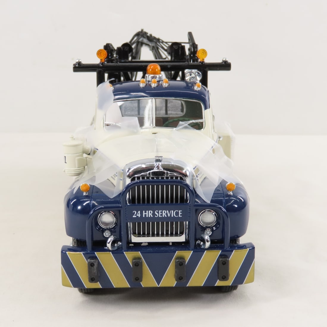 1st Gear Ridgeway 1960 Mack B61 CarQuest Wrecker - 8