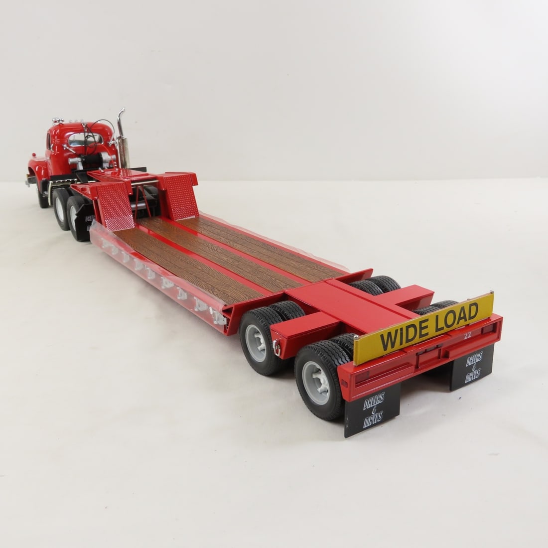 1st Gear Dallas Mavis 1960 Mack B61 Gooseneck - 3