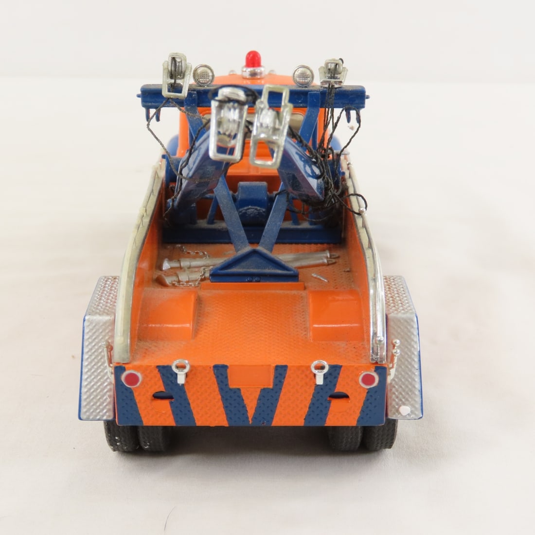 1st Gear 1:34 Tollway & Tunnel INTL R200 Tow Truck - 4