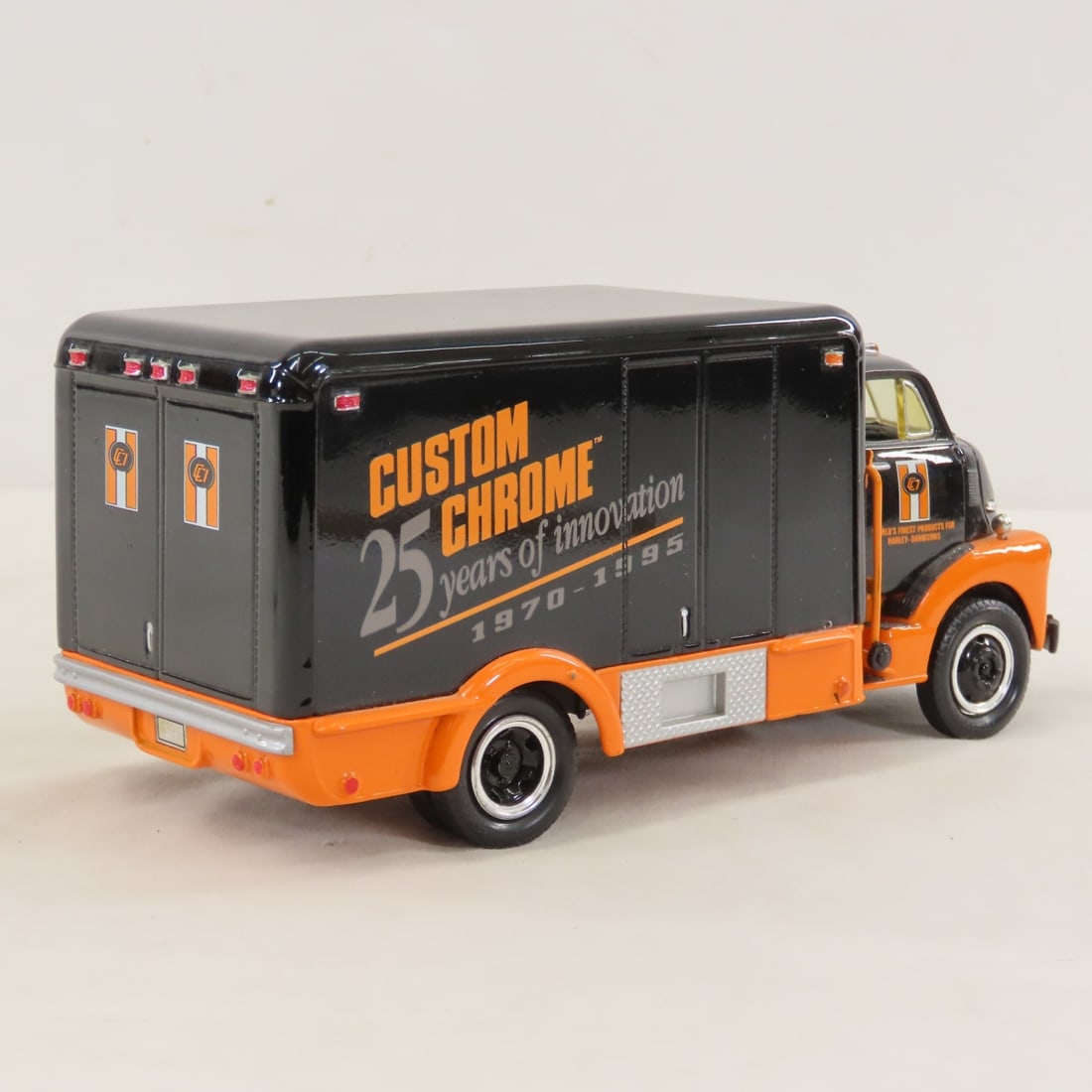 1st Gear 1:34 HD Mack Hauling B61 Dump Truck - 5