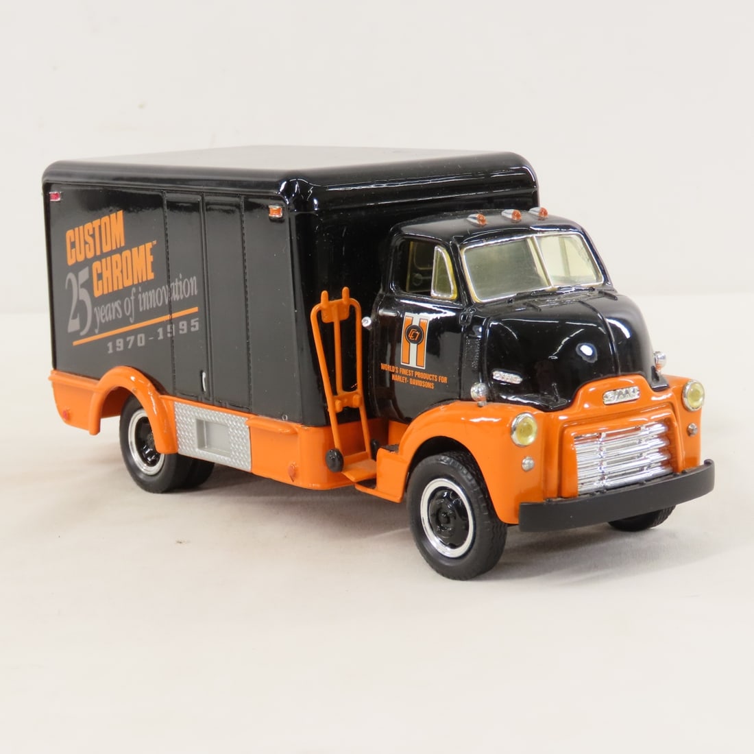 1st Gear 1:34 HD Mack Hauling B61 Dump Truck - 7