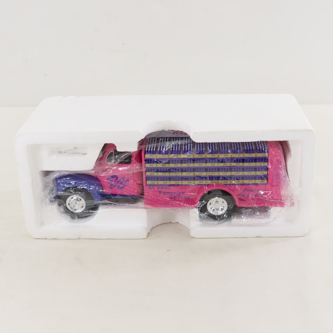 1st Gear 1:34 Wayne Bottling 1951 Ford F6 Truck - 14