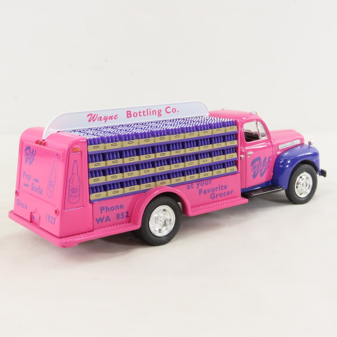 1st Gear 1:34 Wayne Bottling 1951 Ford F6 Truck - 5