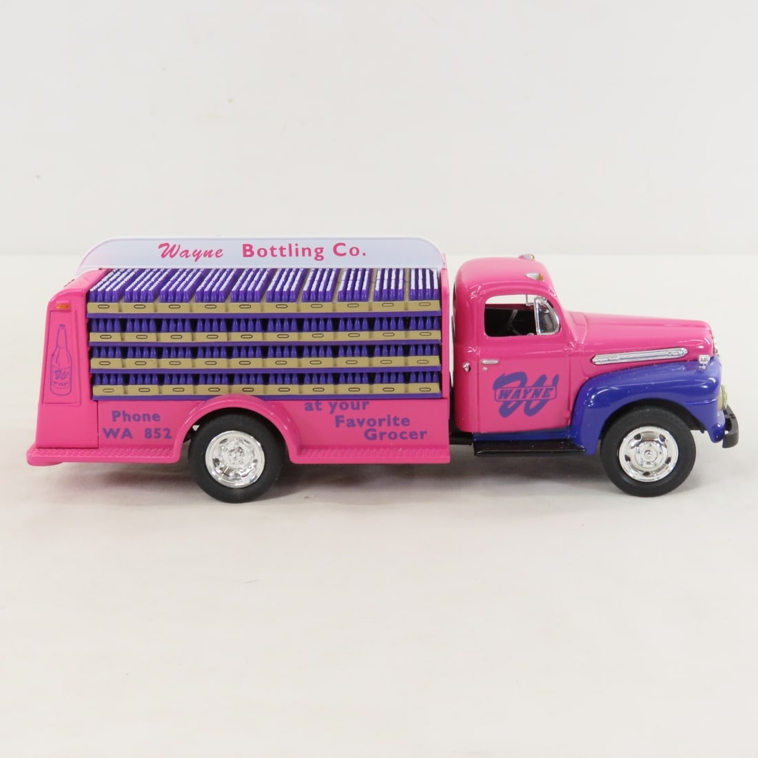1st Gear 1:34 Wayne Bottling 1951 Ford F6 Truck - 6