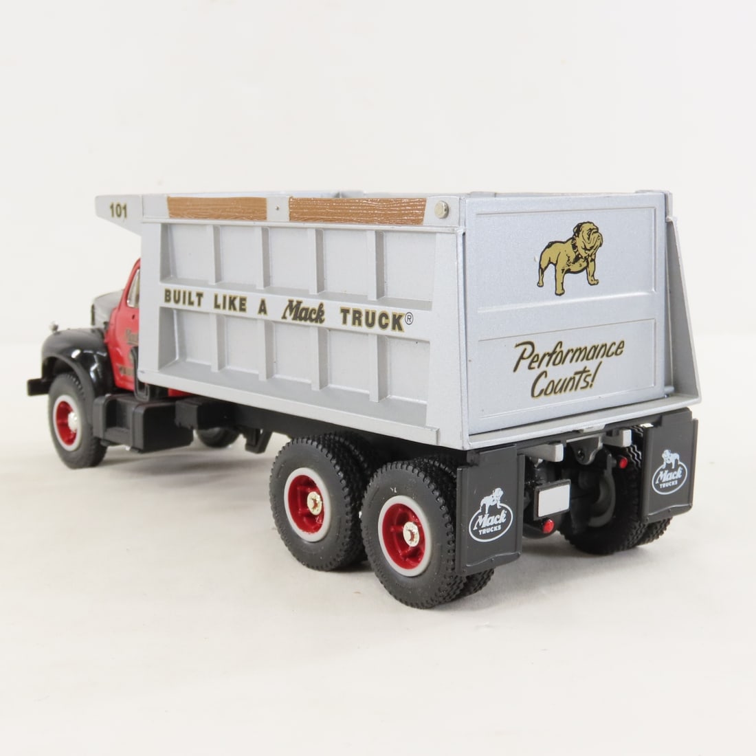 1st Gear 1:34 Mack Hauling B61 Dump Truck - 3