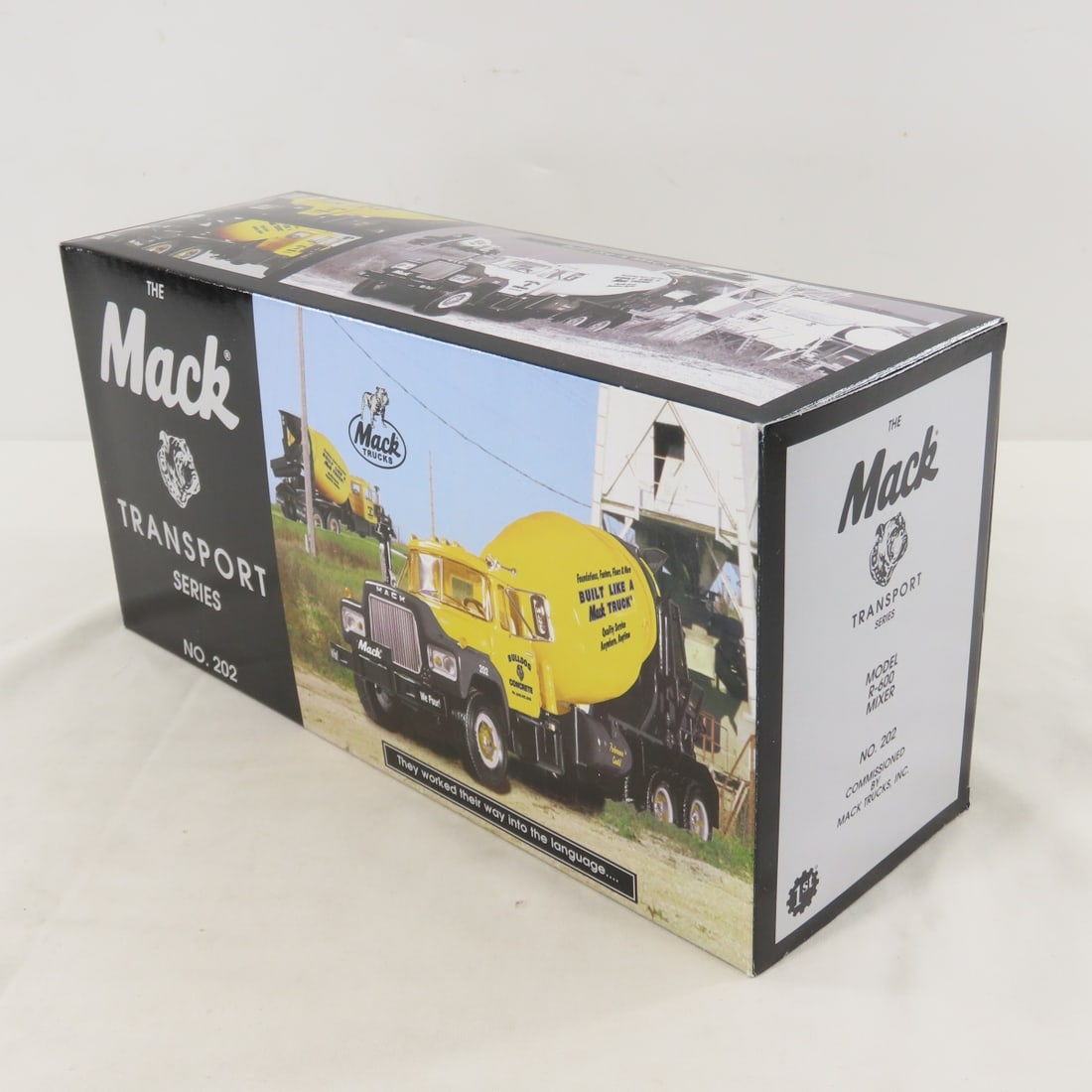 1st Gear 1:34 Mack R600 Mixer, Embroidered Hat - 15