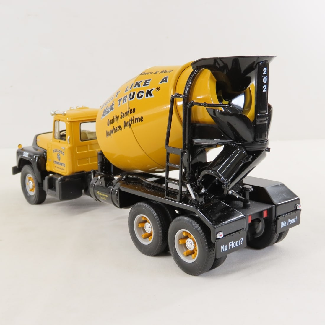 1st Gear 1:34 Mack R600 Mixer, Embroidered Hat - 3