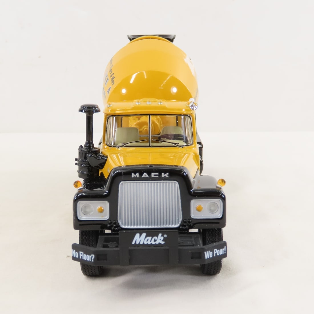 1st Gear 1:34 Mack R600 Mixer, Embroidered Hat - 8