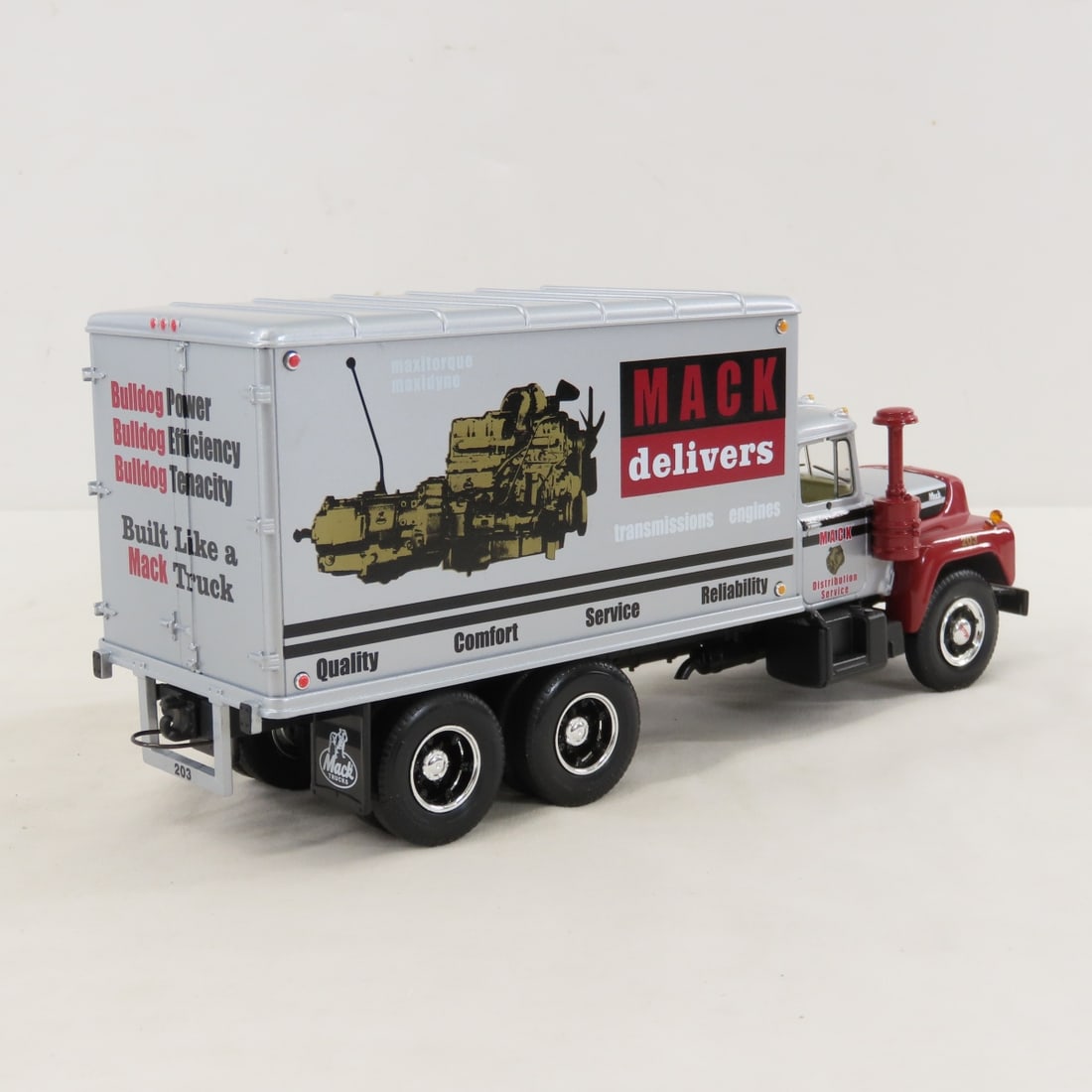 1st Gear 1:34 Mack Straight Truck, Embroidered Hat - 5