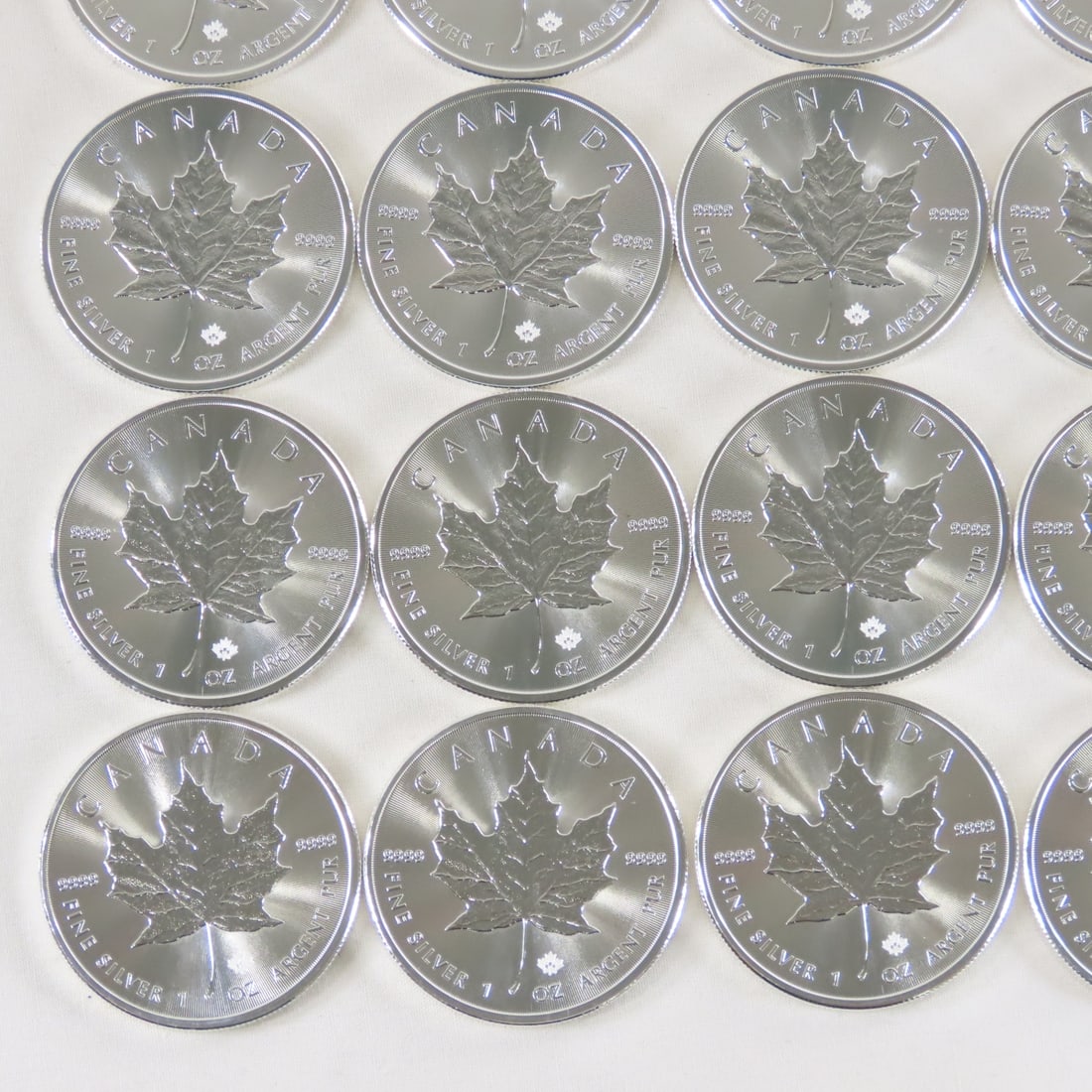25 2015 1 ozt Canadian $5 .9999 Silver Coins - 9