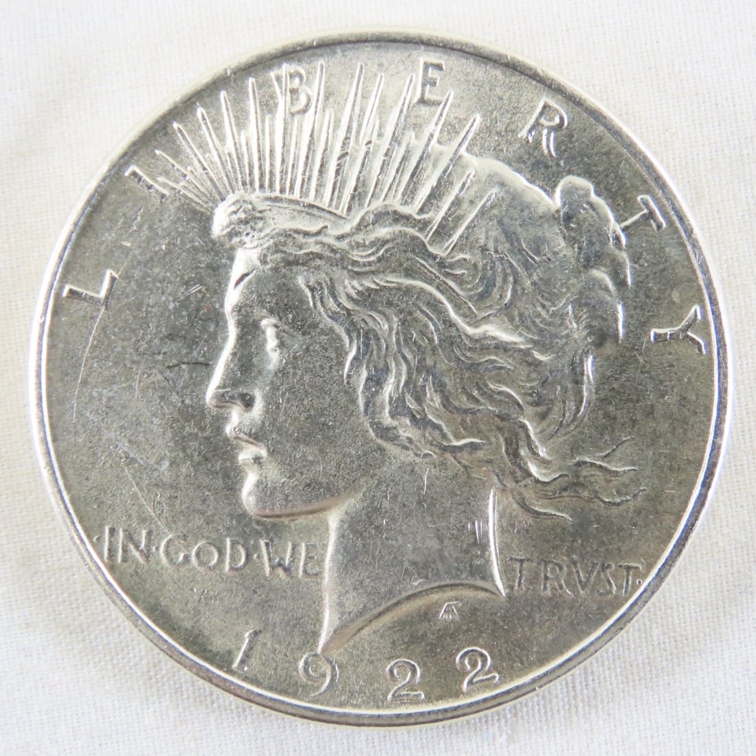 2 AU/BU 1922 Peace Silver Dollars - 4