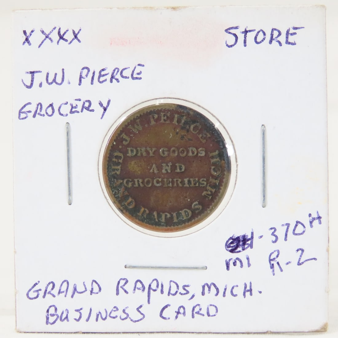 Civil War Store Token J.W. Pierce Grocery: Civil War Store Token J.W. Pierce Grocery - Grand Rapids, Mich. Business Card- Open Wreath Mi-370H Xf R-2 LOT SIZE: 2x2x1" 1 LB All information and photos, which are part of the description, are