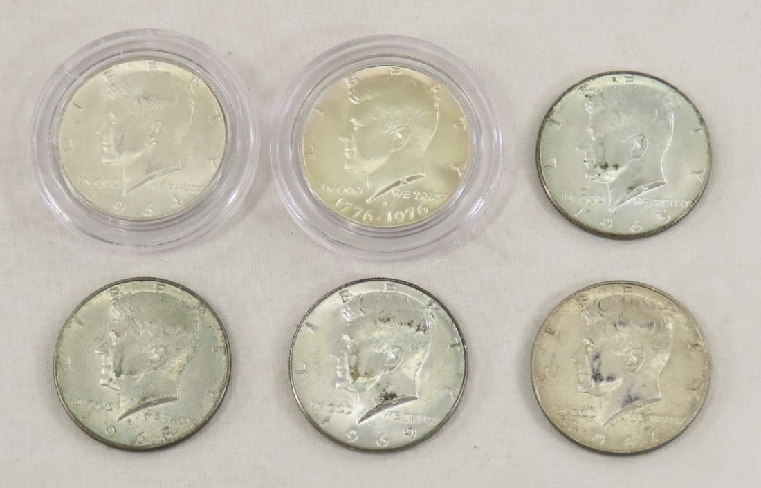 6 Silver Kennedy Half Dollars:1964-65,67-69 & 1976: 6 Silver Kennedy Half Dollars:1964-65,67-69 & 1976 - LOT SIZE: 2x2x1" 1 LB All information and photos, which are part of the description, are intended to be as accurate as possible, but errors are