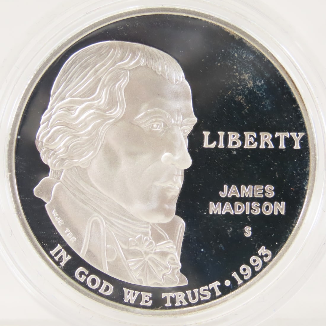 1993 S James Madison Proof Silver Dollar: 1993 S James Madison Proof Silver Dollar - LOT SIZE: 2x2x1" 1 LB All information and photos, which are part of the description, are intended to be as accurate as possible, but errors are possible. No 