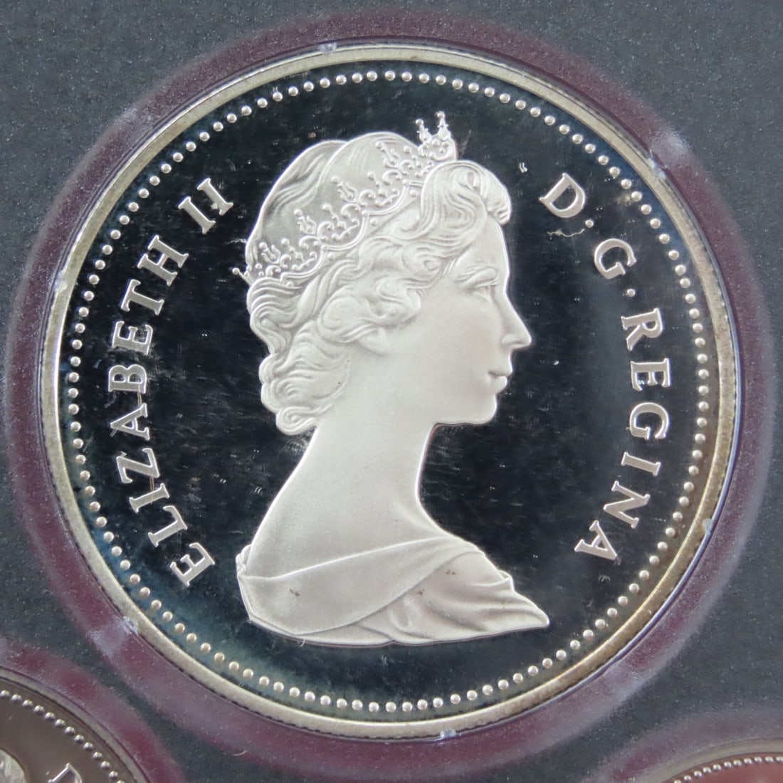 1983 Royal Canadian Mint Double Dollar Proof Set - 3