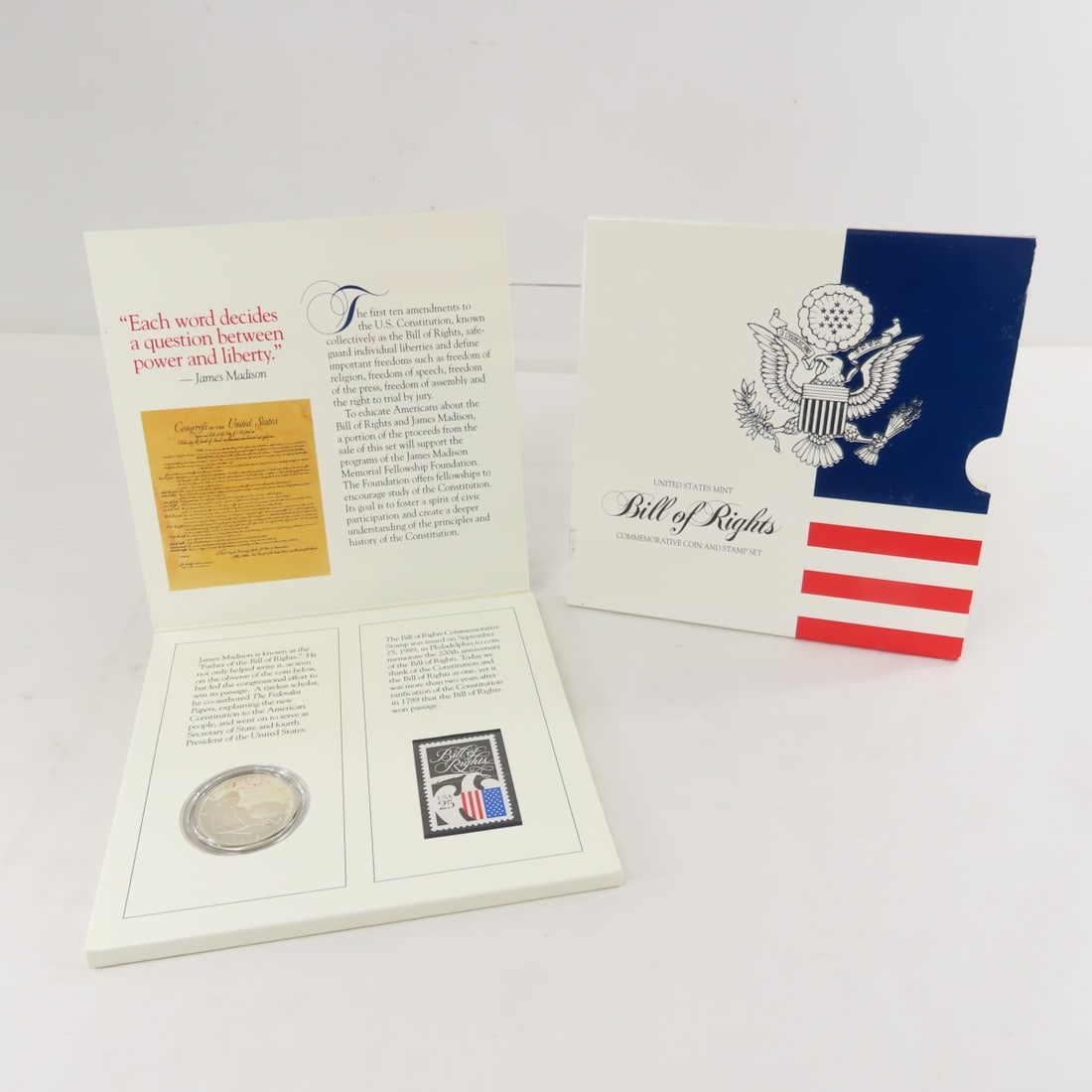 1993 Bill of Rights Commemorative Coin & Stamp Set - 15