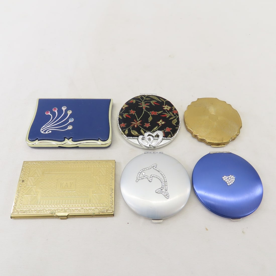 Vintage Compacts, Perfume Bottle, Glass Animals - 5