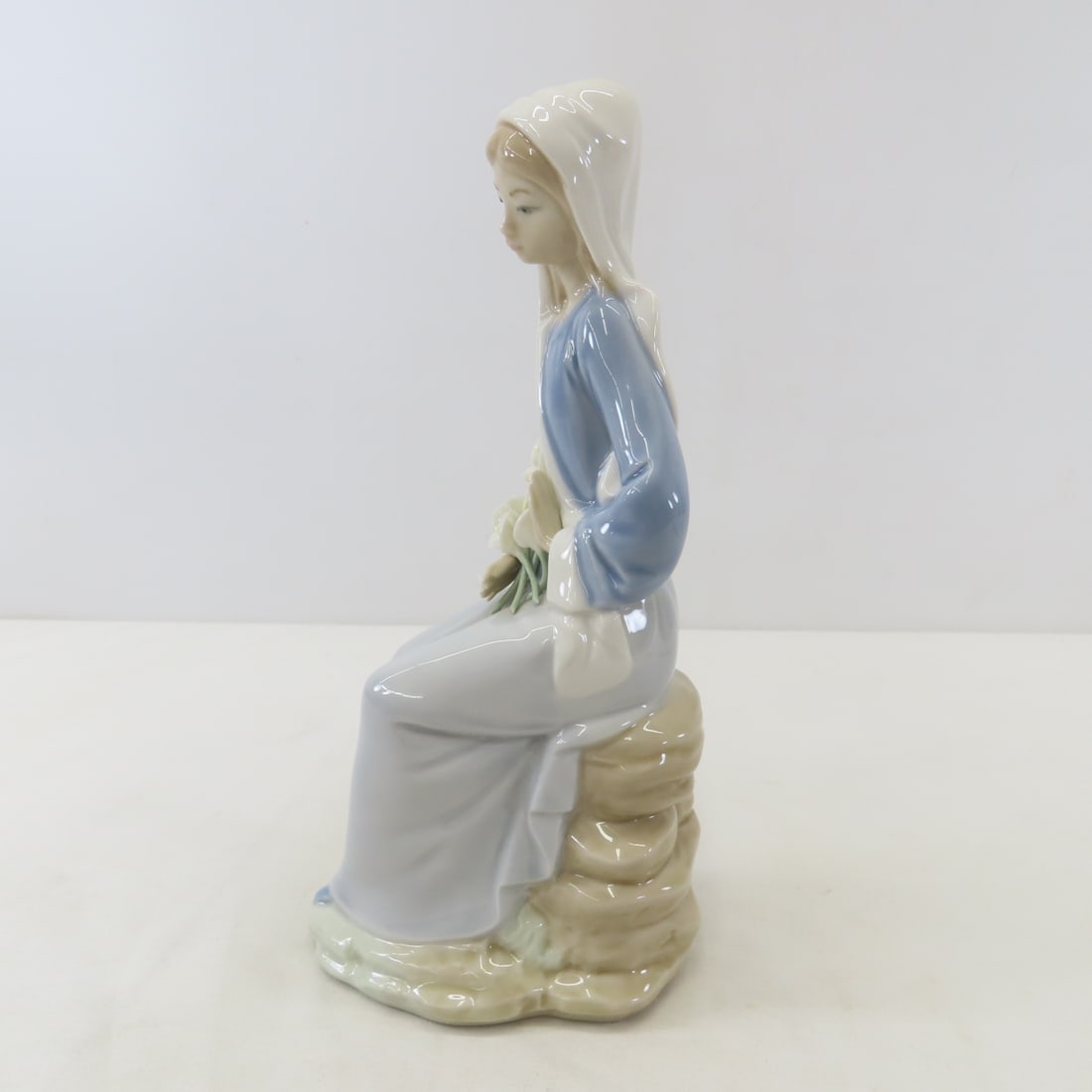 Lladro & Goebel Figurines - 3