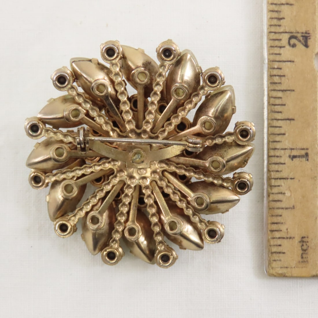 10 Vintage Rhinestone Brooches - 14