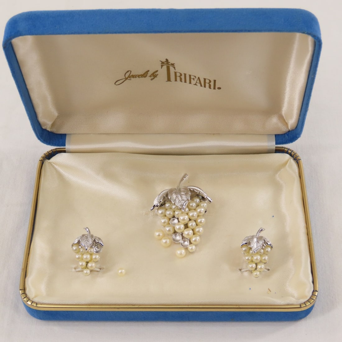 Trifari Signed Jewelry- some sets - 9