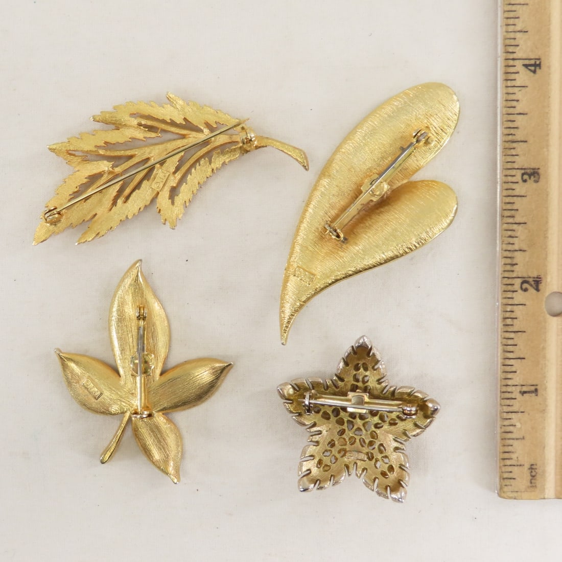 4 JJ and 41 Other Vintage Brooches - 3