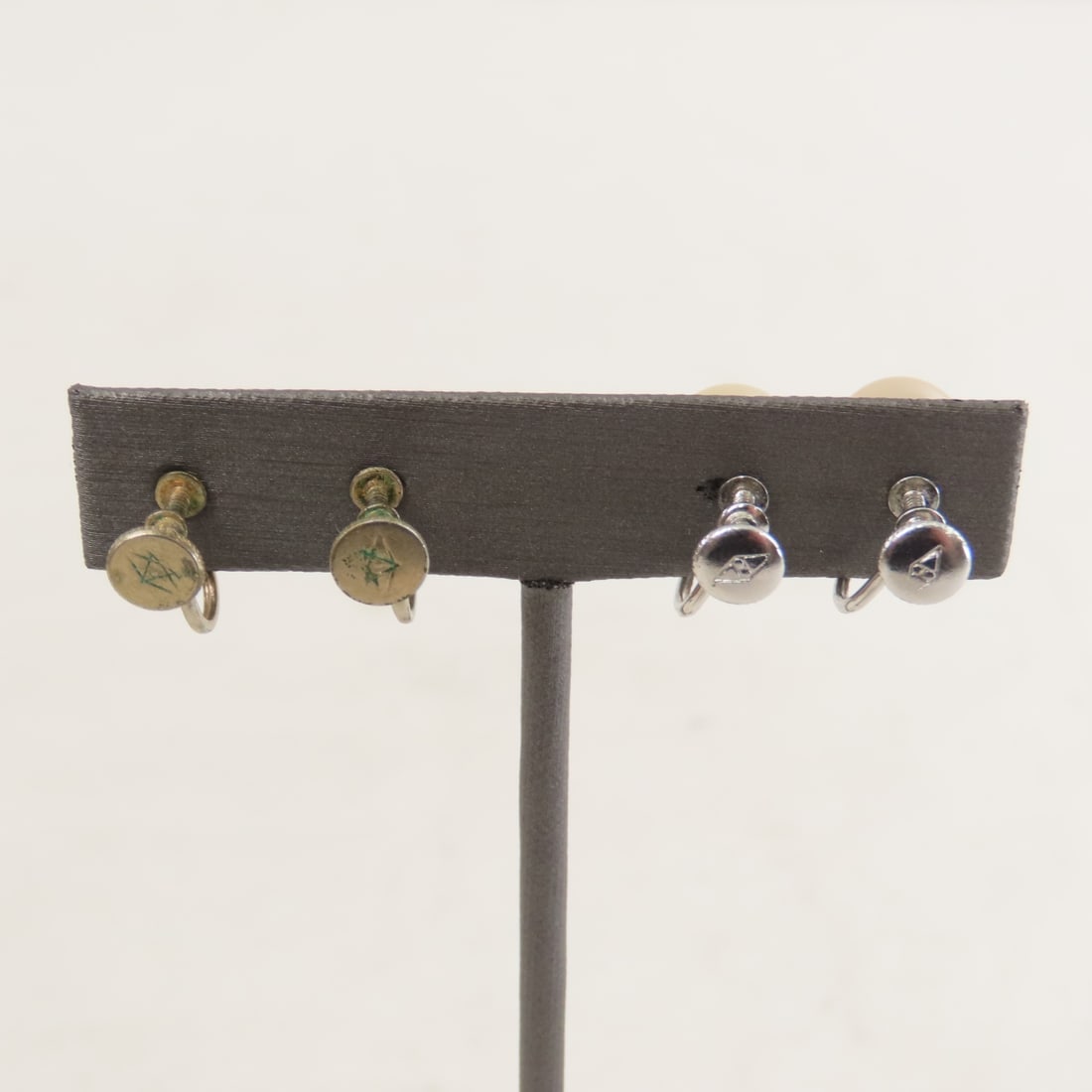 Vargas Earrings, Pearl, Garnet & Glass Necklaces - 7