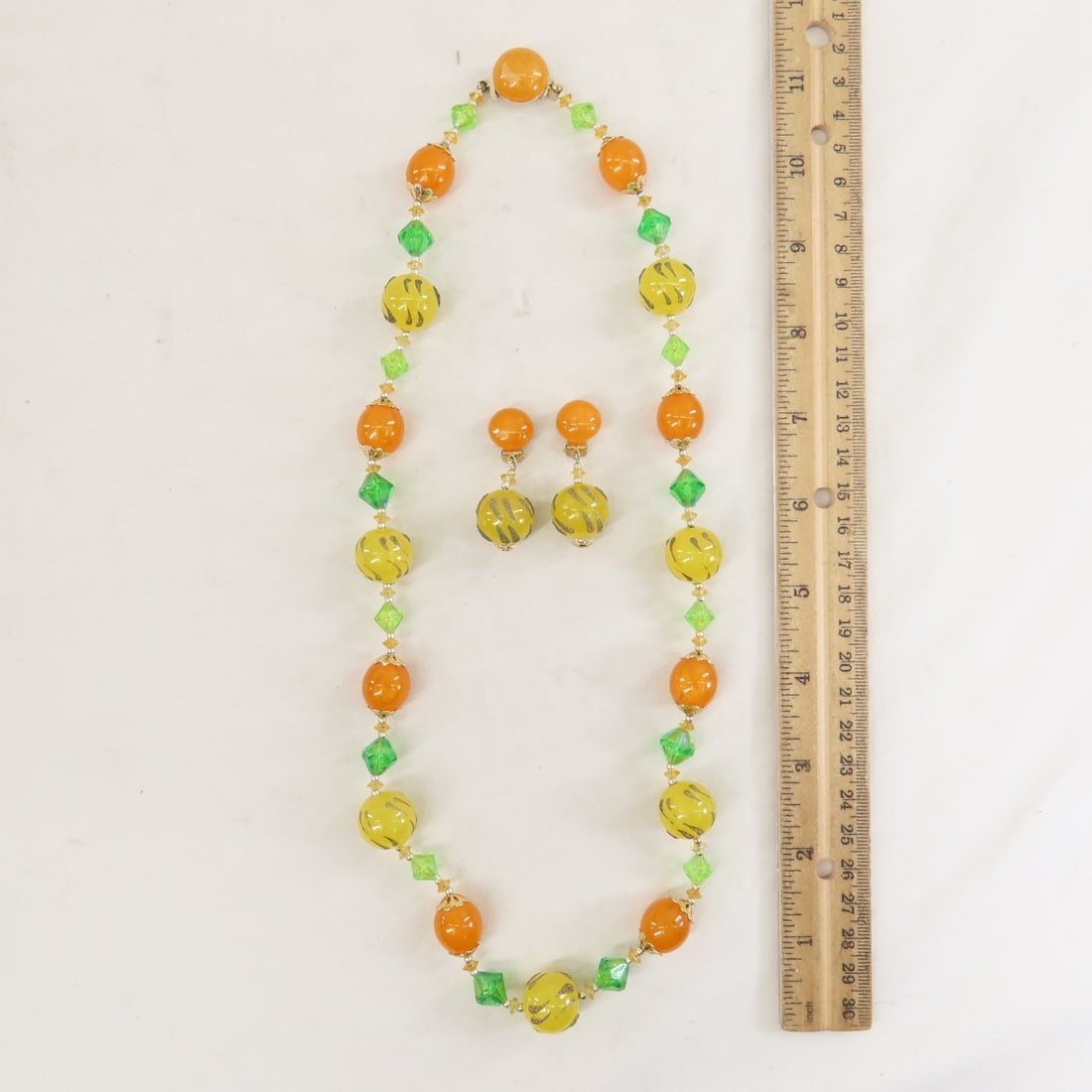 Vintage Enamel & Bead Jewelry: Art, Capri - 9
