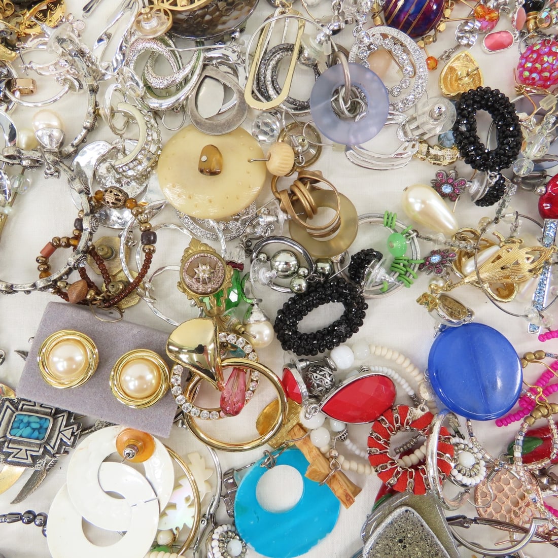 150+ Pairs Pierced Earrings 1950s- Modern - 8