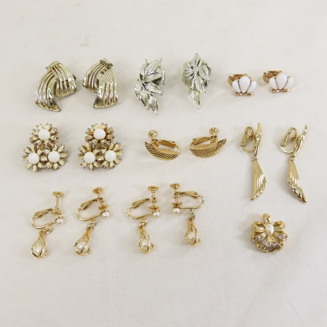 Signed Vintage Fashion Jewelry- Trifari, Lisner - 15