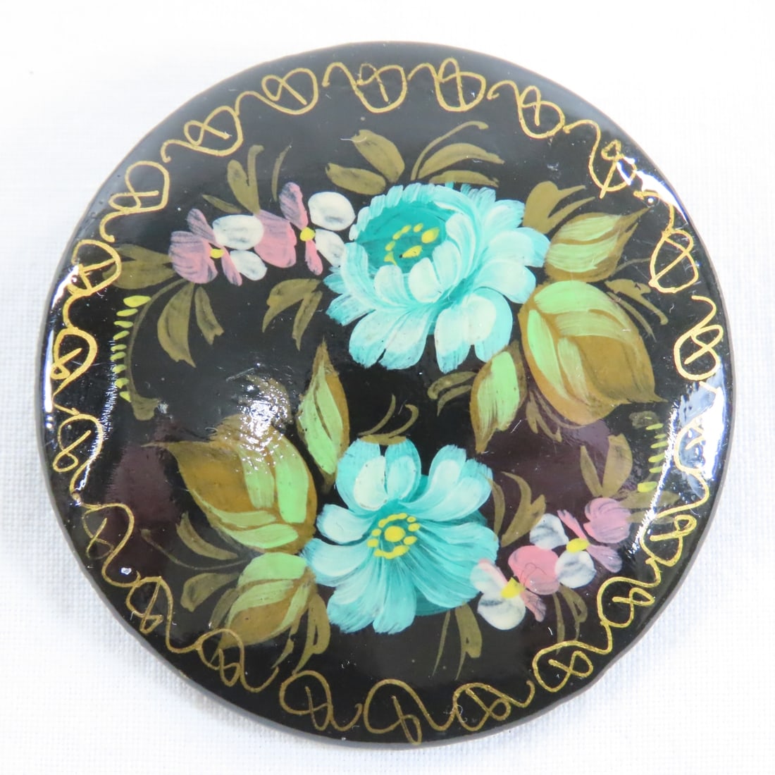 5 Handpainted Russian Lacquer Brooches - 4