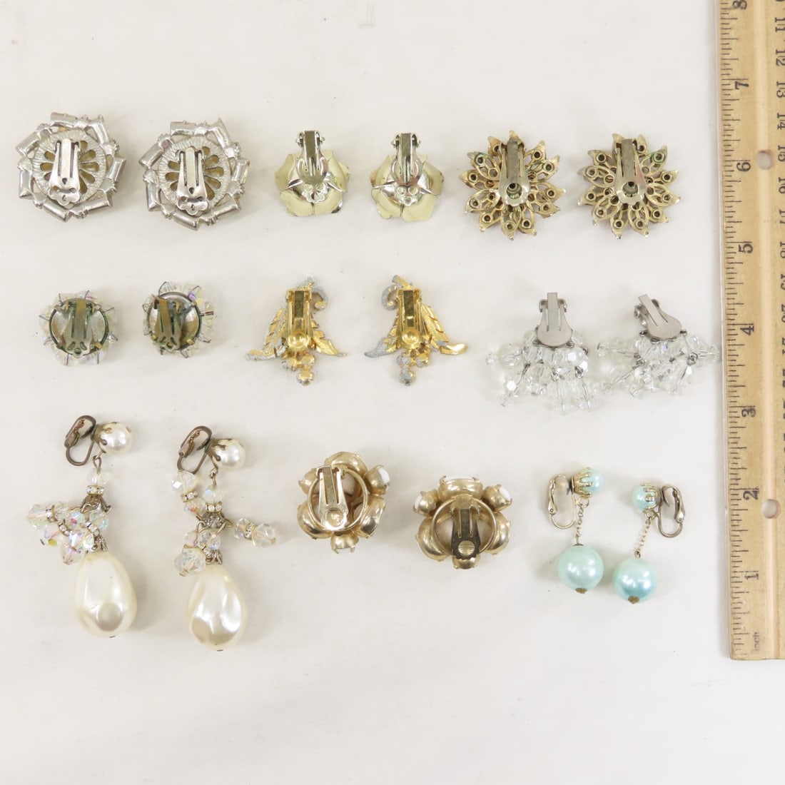 ART, Japan, Hong Kong & Other Vintage Jewelry - 16