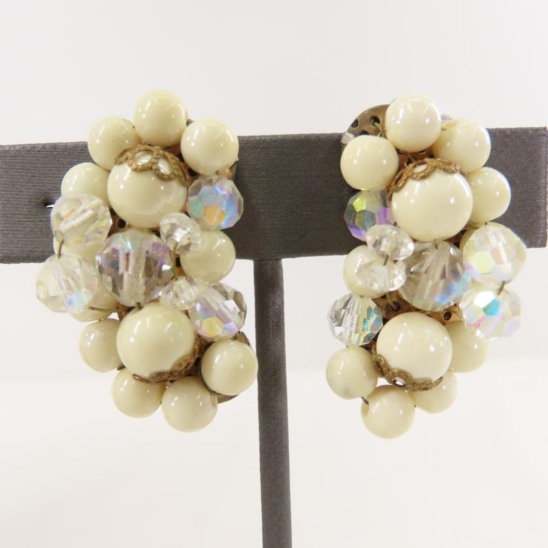 ART, Japan, Hong Kong & Other Vintage Jewelry - 3