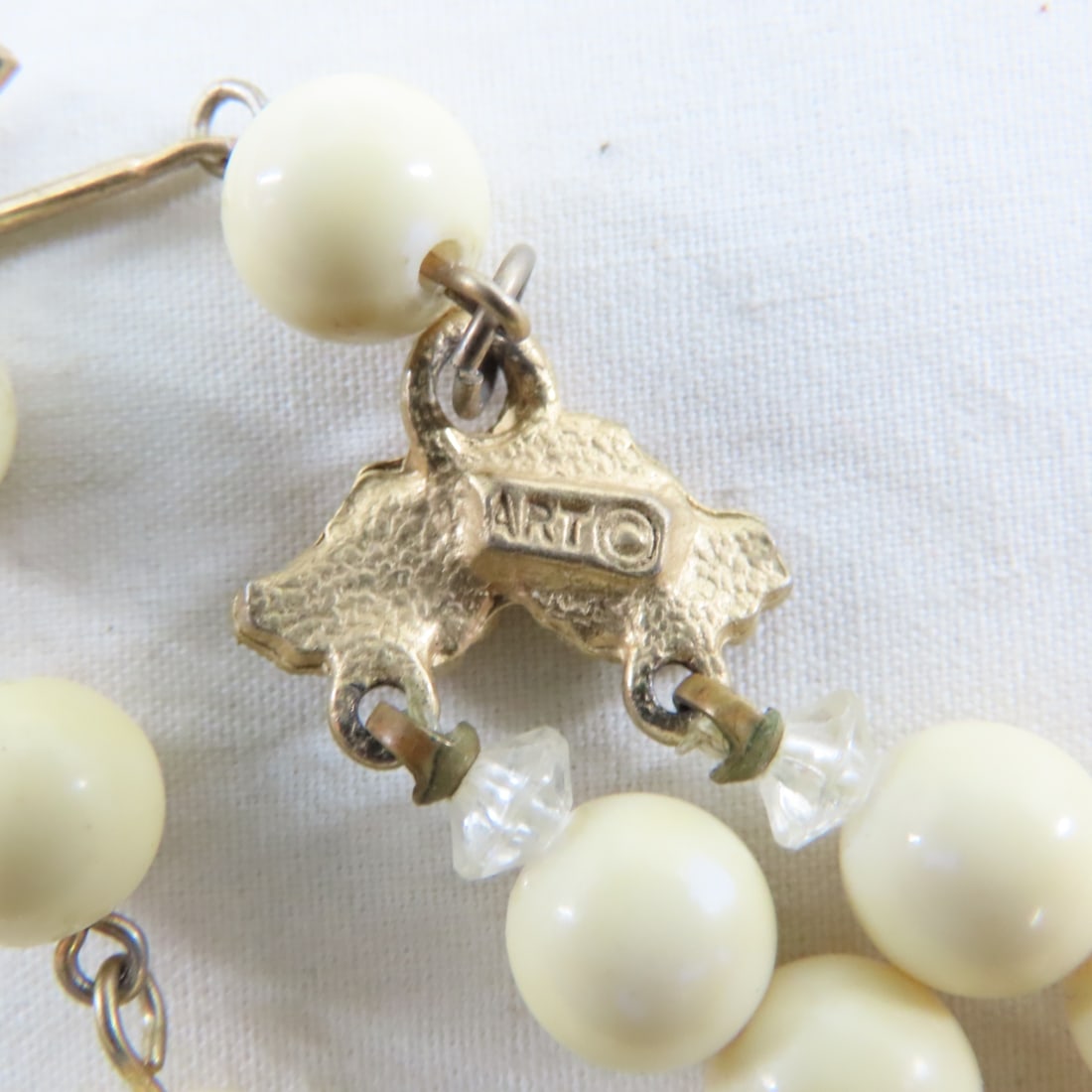 ART, Japan, Hong Kong & Other Vintage Jewelry - 5