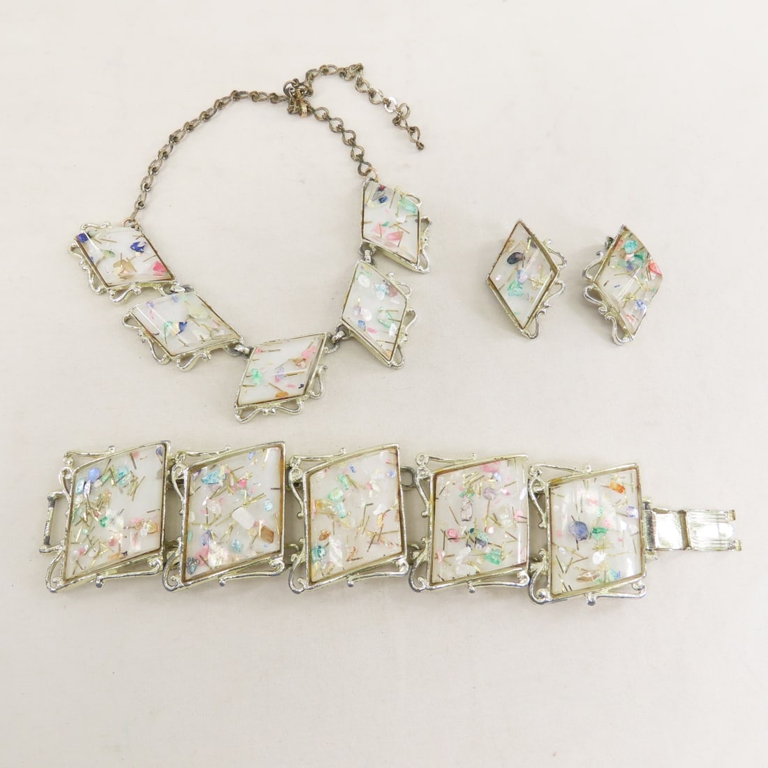 Set by Pam, Lucite and Other Vintage Jewelry - 2