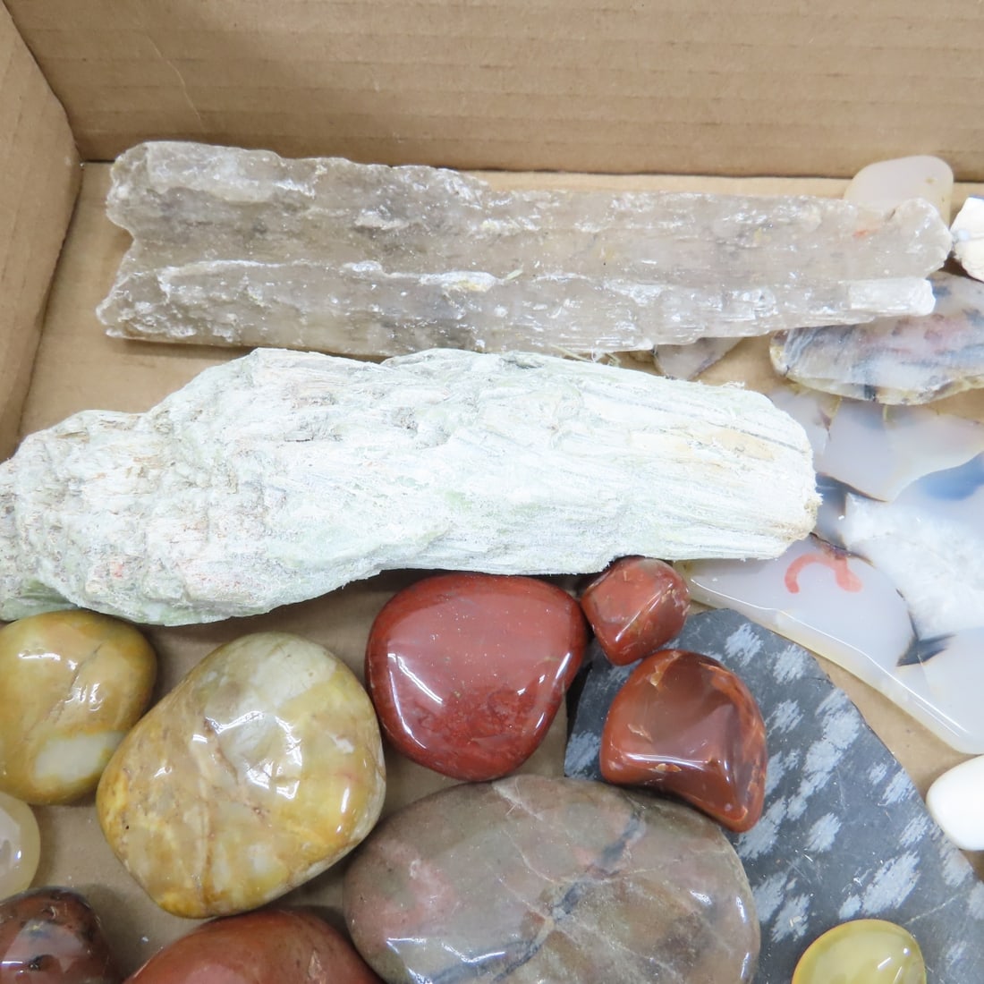 Collection of Polished Agates and other minerals - 3