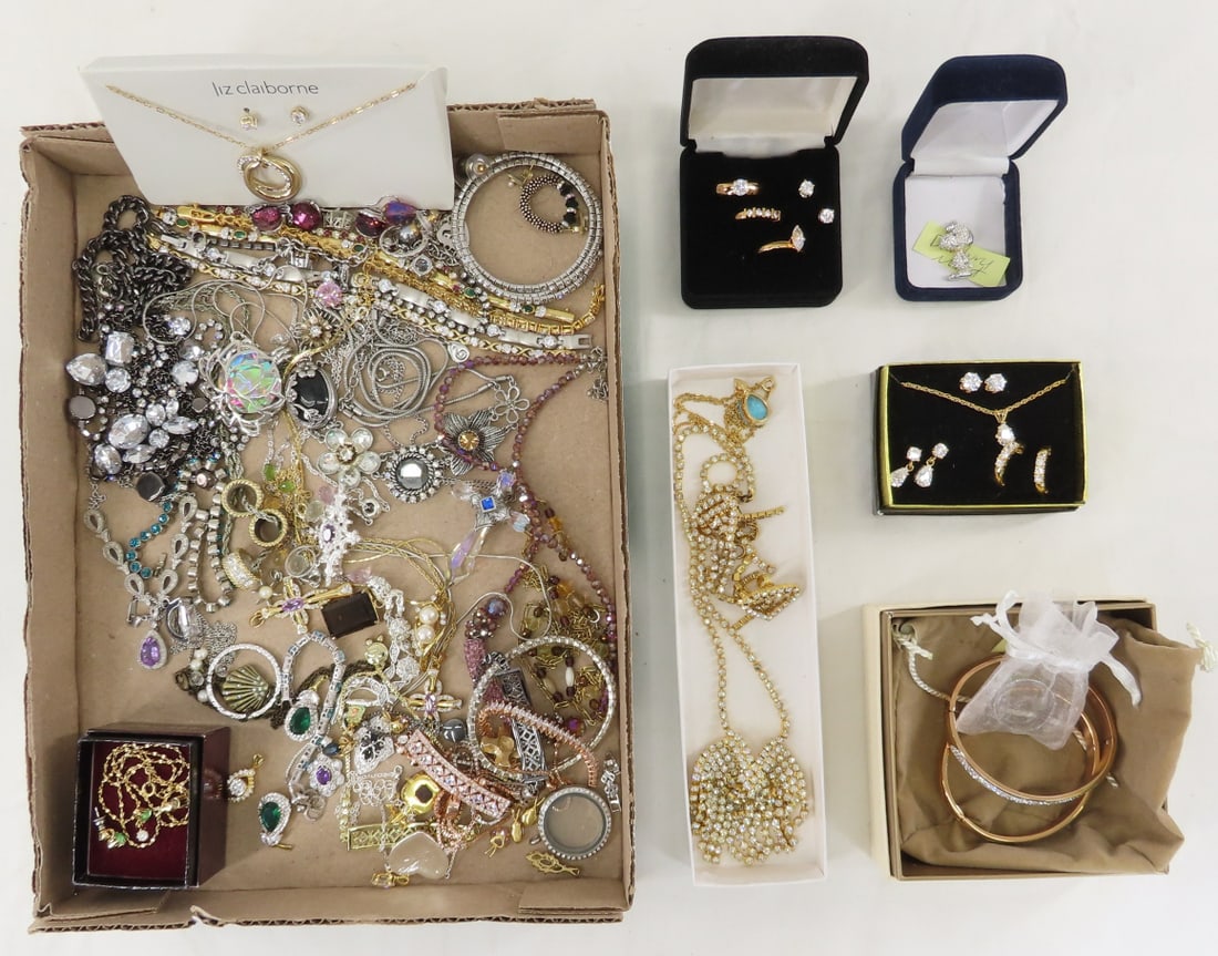 Liz Claiborne, Rhinestone & Other Bling Jewelry (1 of 20)