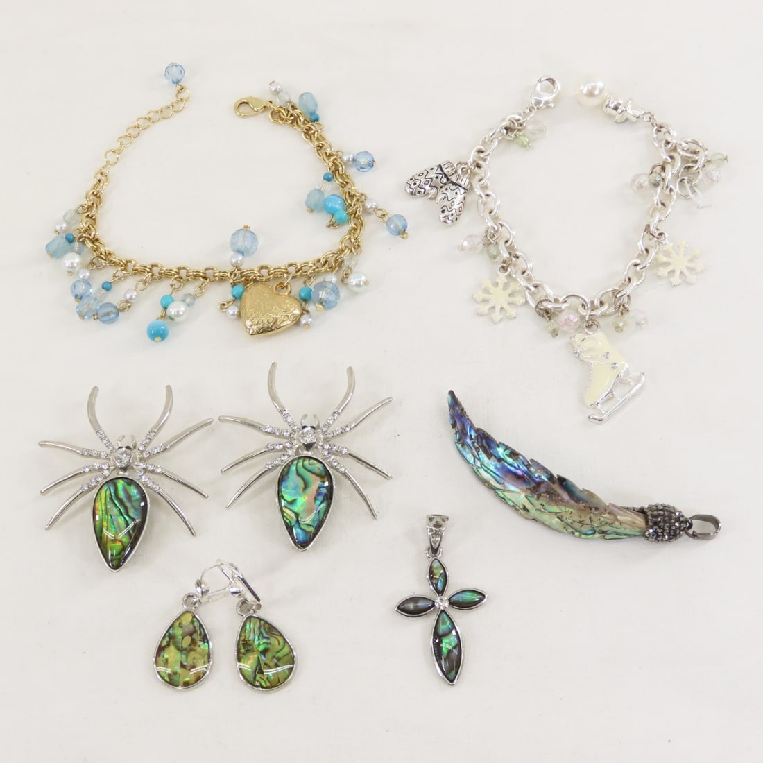Modern Bling Fashion Jewelry & Storage - 6