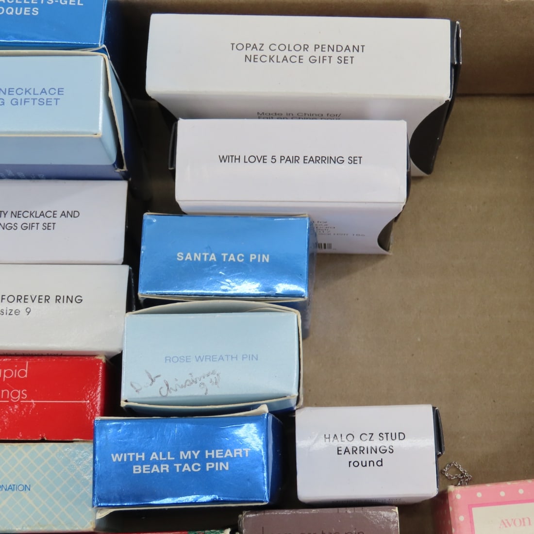 Avon Fashion Jewelry in Boxes & Loose - 10