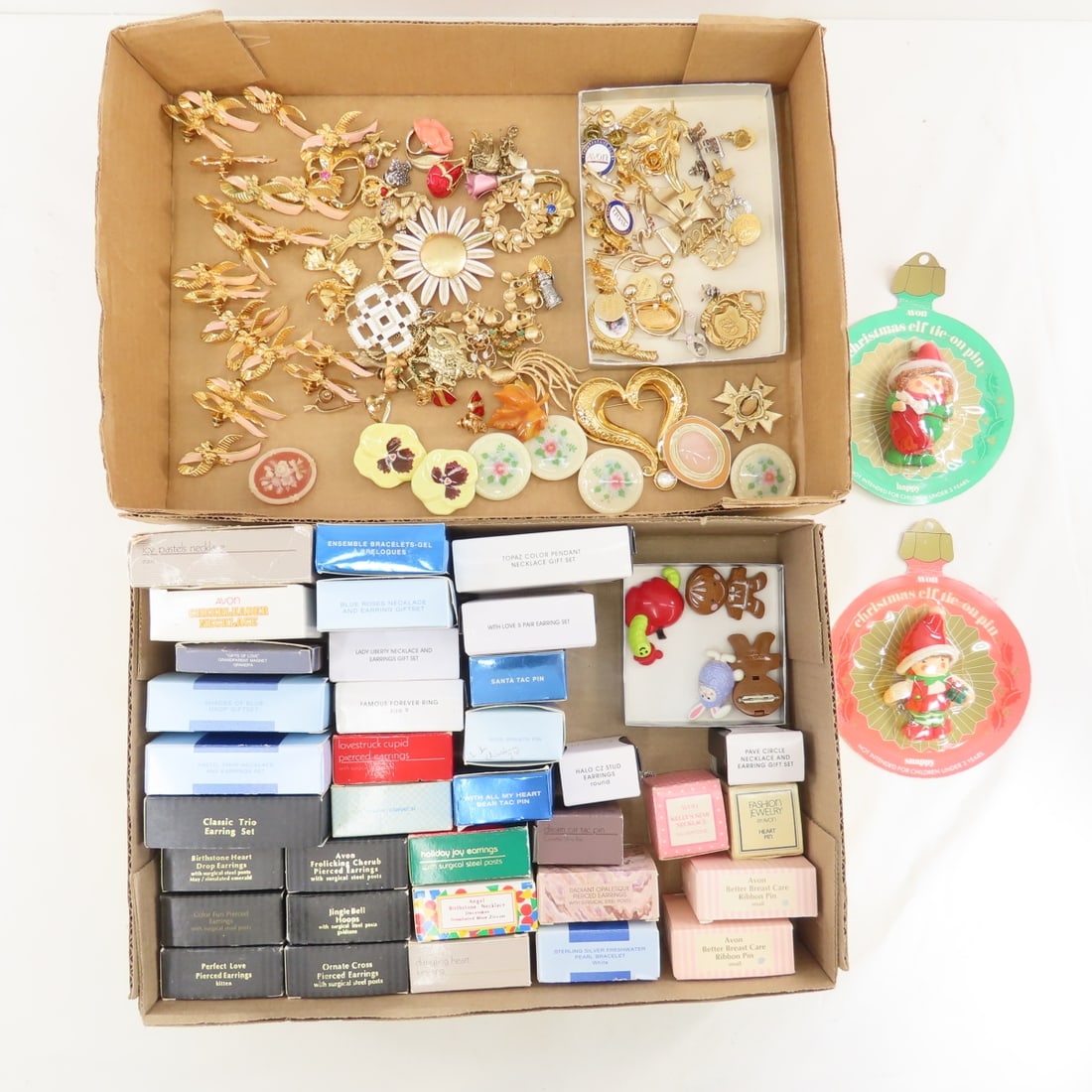 Avon Fashion Jewelry in Boxes & Loose (1 of 14)